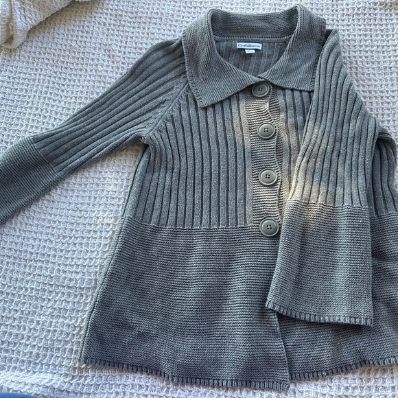 Sweater button-up - Picture 1 of 1